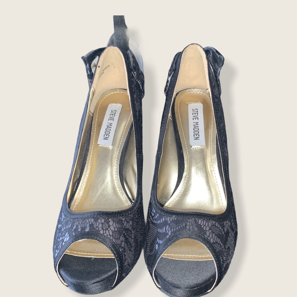 Steve Madden Lace Heels